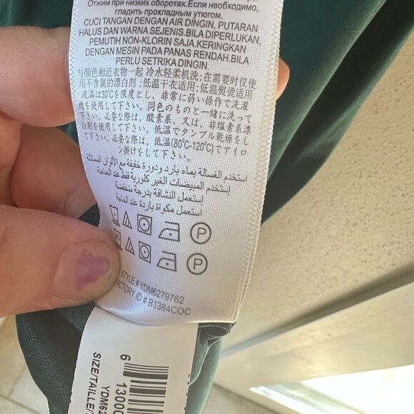 BCBGeneration Twisted Surplice Sheath Dress Bright Elm Size XS Tall - Picture 14 of 14